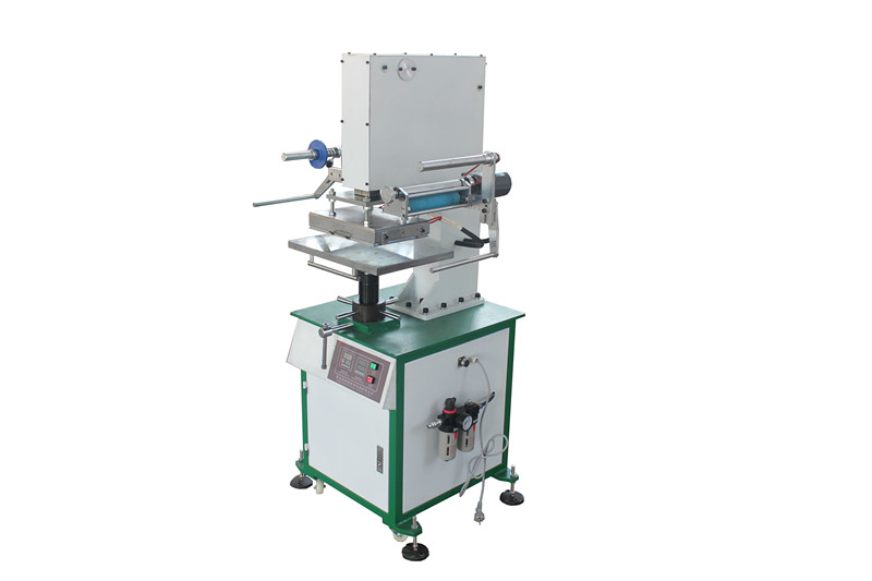 HLTJ-12 Medium pneumatic creasing gold stamping machine